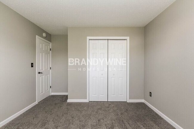 Building Photo - MOVE IN SPECIAL - February FREE with move ...