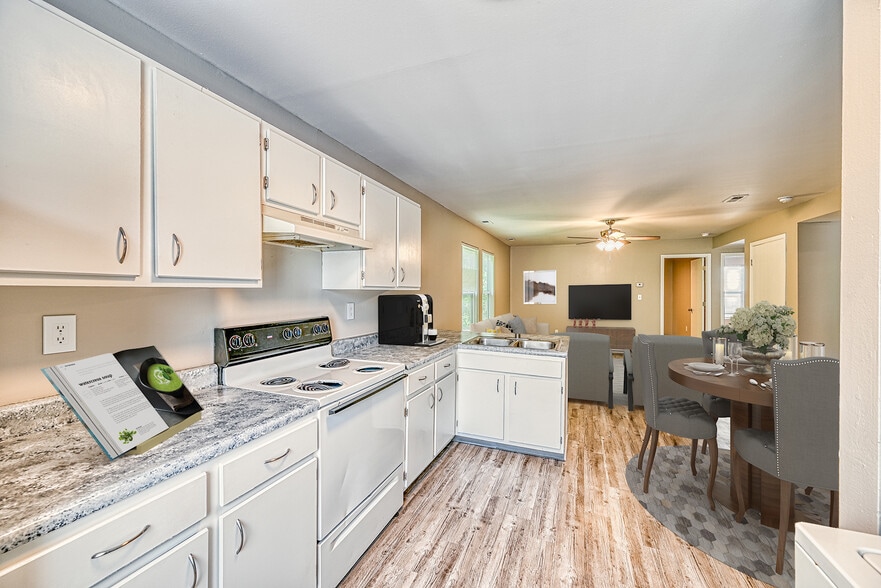 Main Street Apartments 418 S Main St Warrensburg MO 64093 Apartment