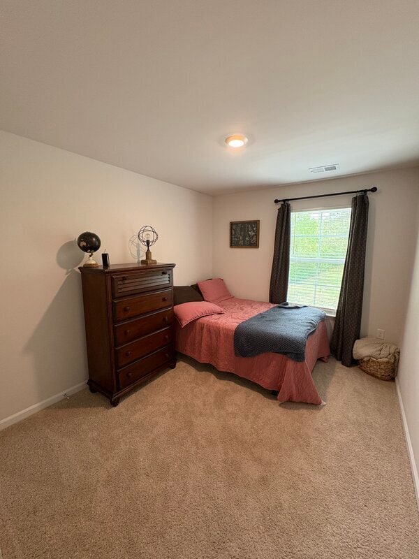 Building Photo - 44 Briar Forest Dr