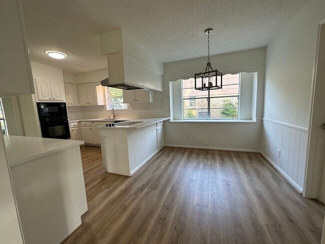 Building Photo - 9718 Truscon Dr