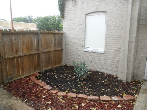 Building Photo - 3100 E Marshall St