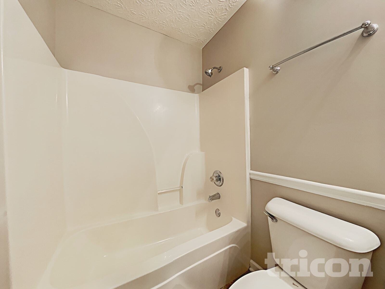 Building Photo - 35 Crooked Creek Dr