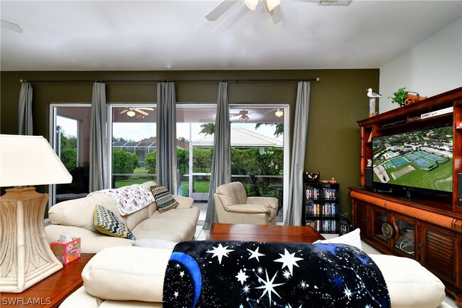 Building Photo - 2162 Oxford Ridge Cir