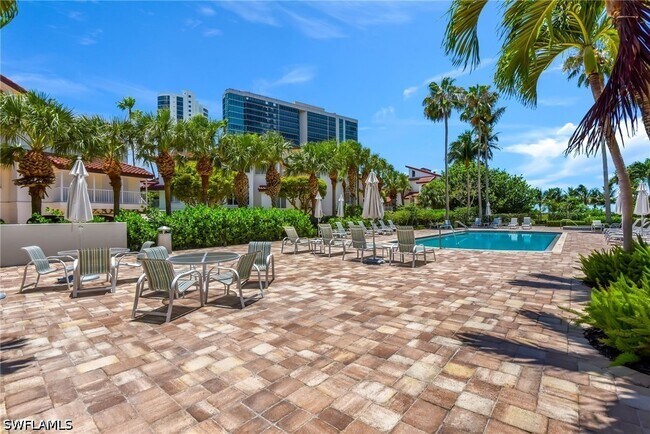 Building Photo - 4751 Gulf Shore Blvd N