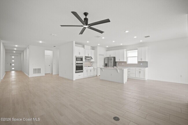 Building Photo - 2274 Middlebury Drive