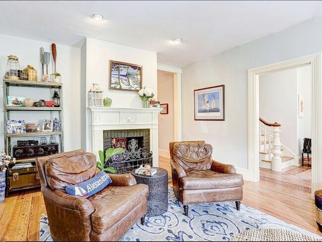 Building Photo - 27 N Hanson St