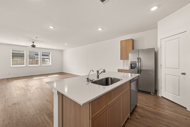 Building Photo - 3554 Shearwater St