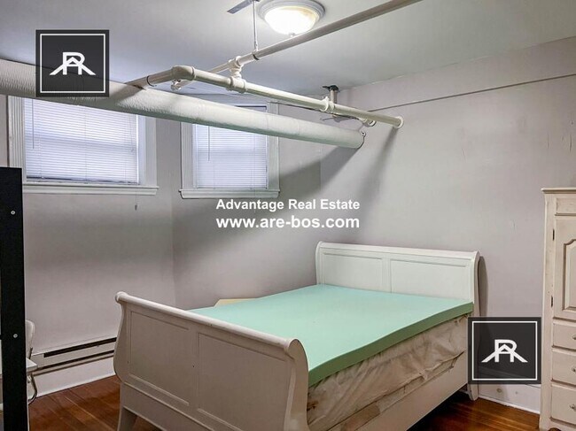 Building Photo - 4 bedroom in Allston MA 02134