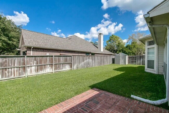 Building Photo - 1718 Bumelia Ct