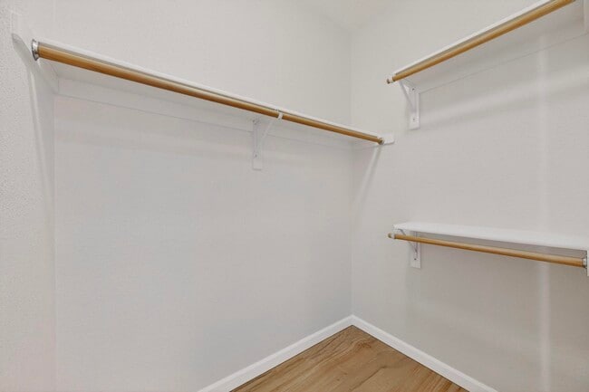 Building Photo - 4 Avenida Vista Esquisita