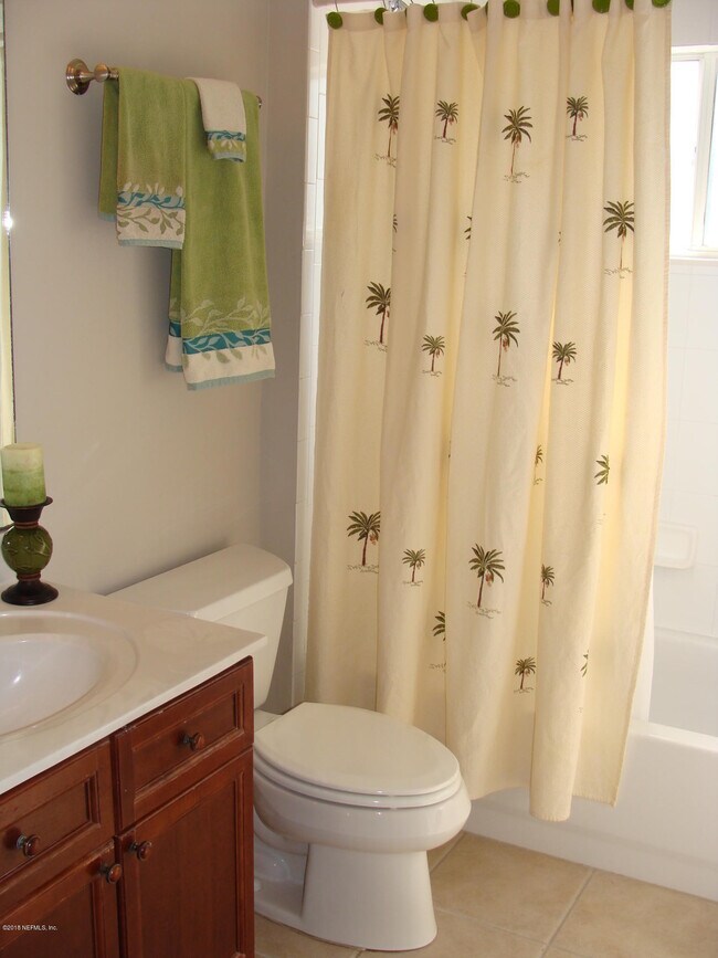 Building Photo - 258 Porta Rosa Circle