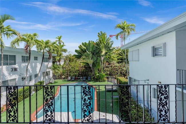 Building Photo - 10006 E Bay Harbor Dr