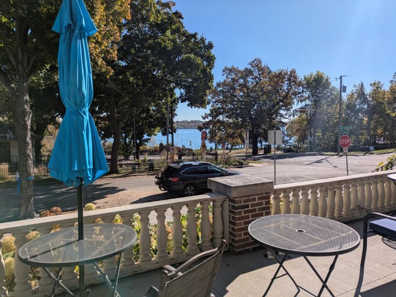 Building Photo - 4136 Queen Ave S