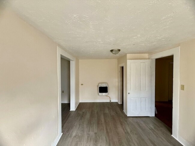 Building Photo - 470 S 3rd St