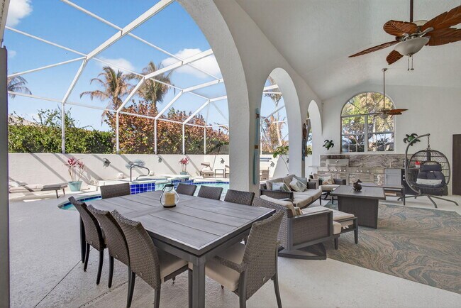 Building Photo - 8075 SE Governors Way