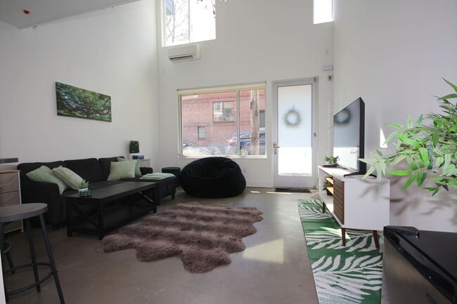 Building Photo - Modern Loft In Prime Wallingford Location!