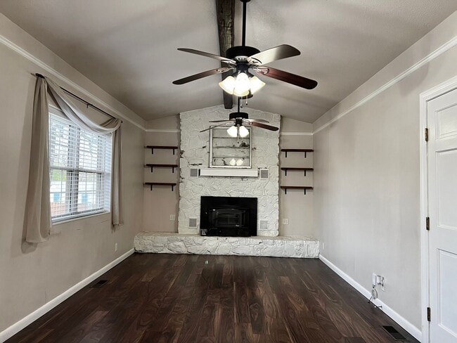 Building Photo - 895 Marion Anderson Rd