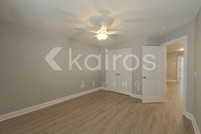 Building Photo - 3709 Oak Leaf Wy