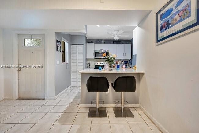 Building Photo - 9912 Hammocks Blvd