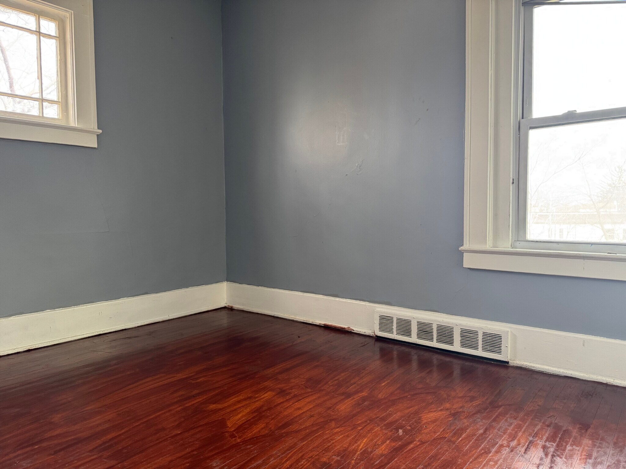 Building Photo - 386 Ridgeway Ave