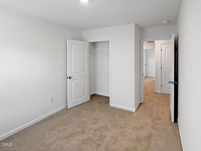 Building Photo - 412 Cherry Laurel Dr