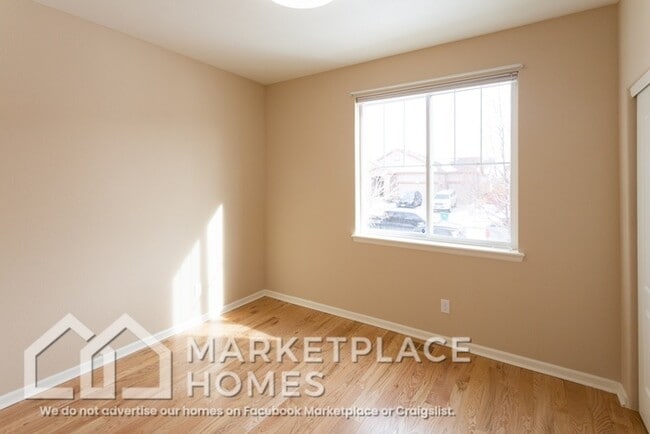 Building Photo - 6293 N Ensenada Ct