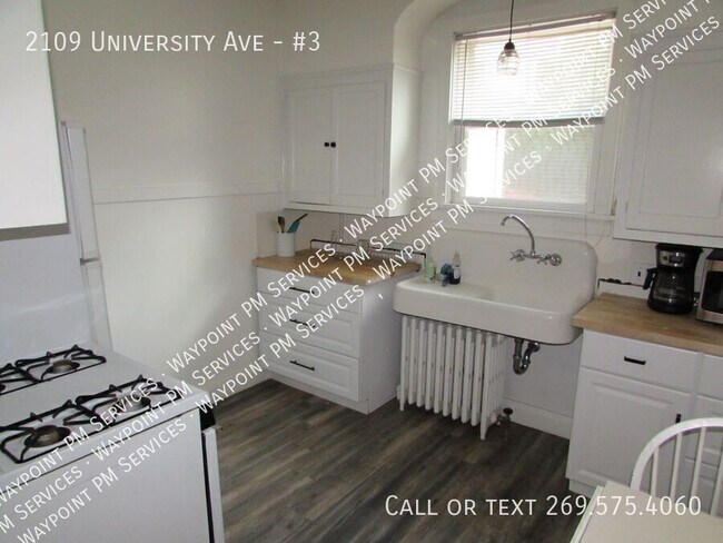 Building Photo - 2109 University Ave
