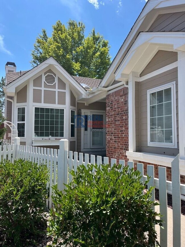 Primary Photo - 9850 Carmel Ct