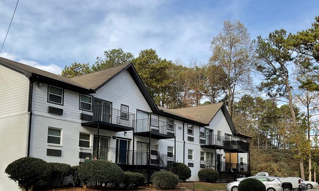 Primary Photo - Northlake Apartments - Affordable Quiet Co...