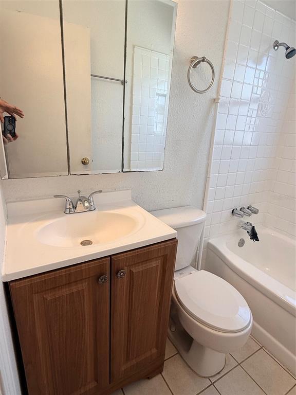 Building Photo - 1400 Alhambra Way S