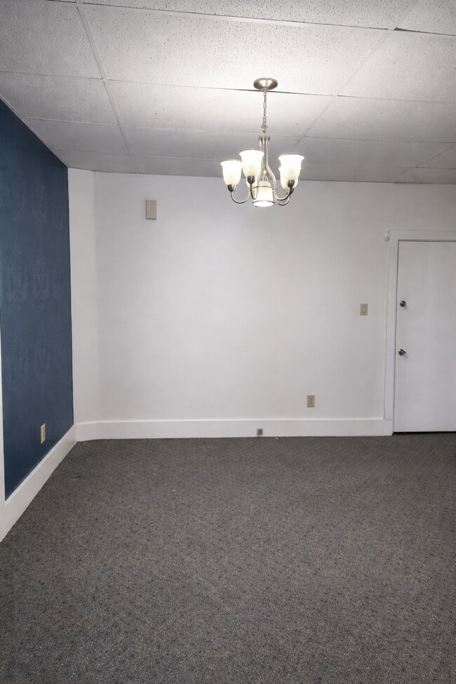 Building Photo - 1330 Locust St