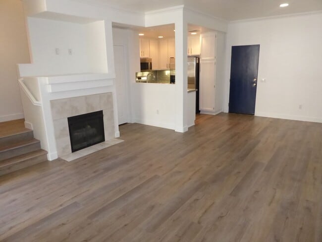 Building Photo - Palisades 3 Bedroom for Rent in Stevenson Ranch!