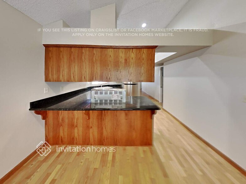 Building Photo - 3475 N Apache Ct