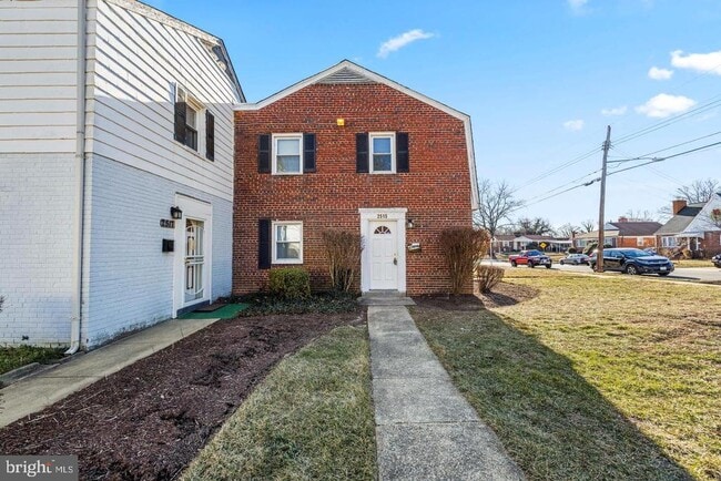 Building Photo - 2515 Colebrooke Dr
