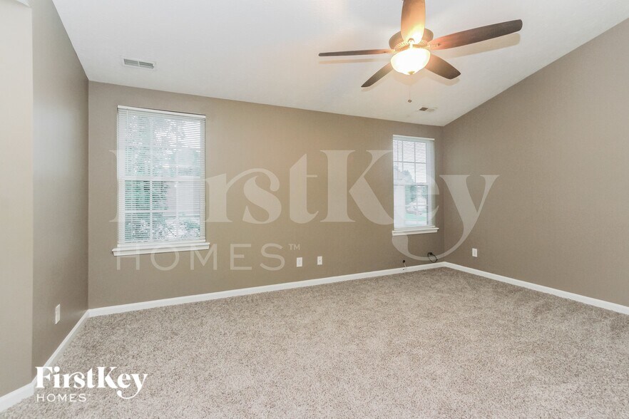 Building Photo - 3661 Cedar Pine Pl