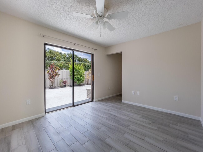 Building Photo - 9730 Boca Gardens Pkwy