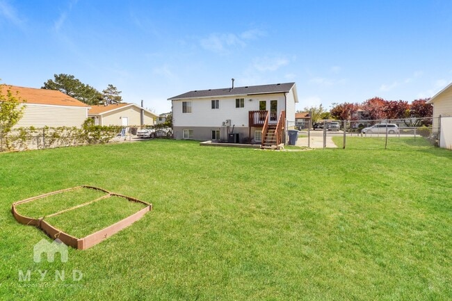 Building Photo - 4756 W 5865 S