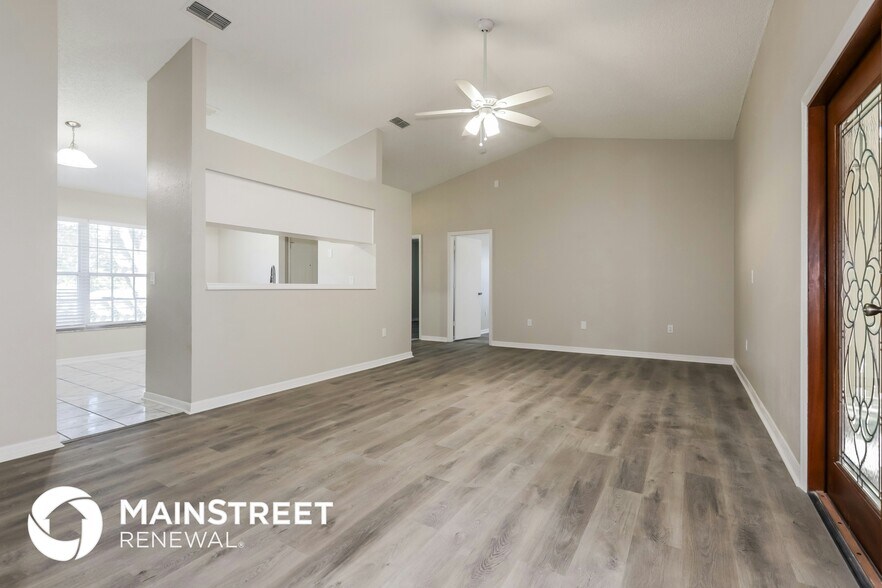 Building Photo - 3216 Big Valley Dr