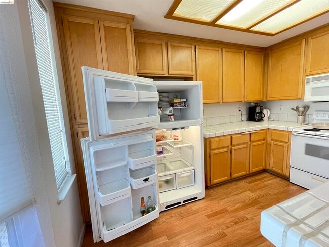 Building Photo - 2507 Baywood Way