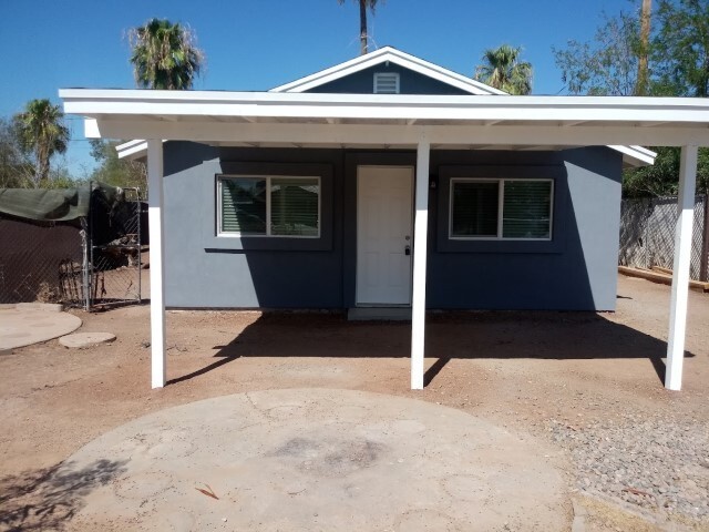 Building Photo - Charming 2 Bed/ 1 Bath Remodeled