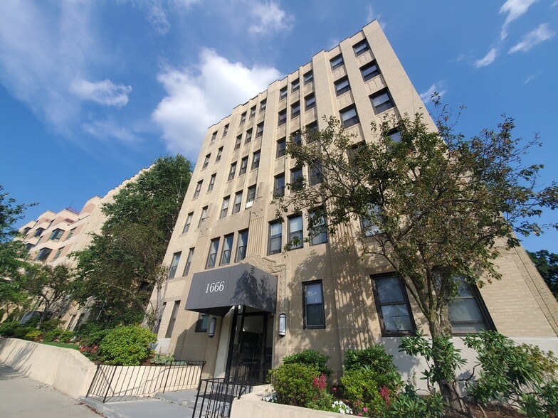 Building Photo - 1666 Commonwealth Ave