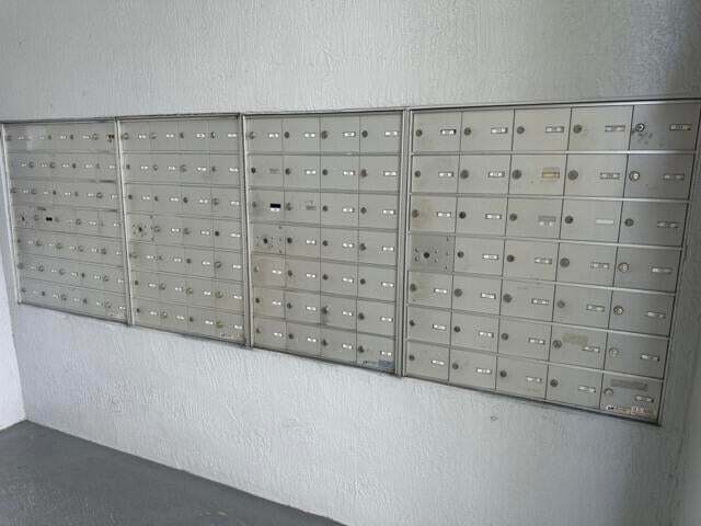 Building Photo - 1530 Via de Pepi