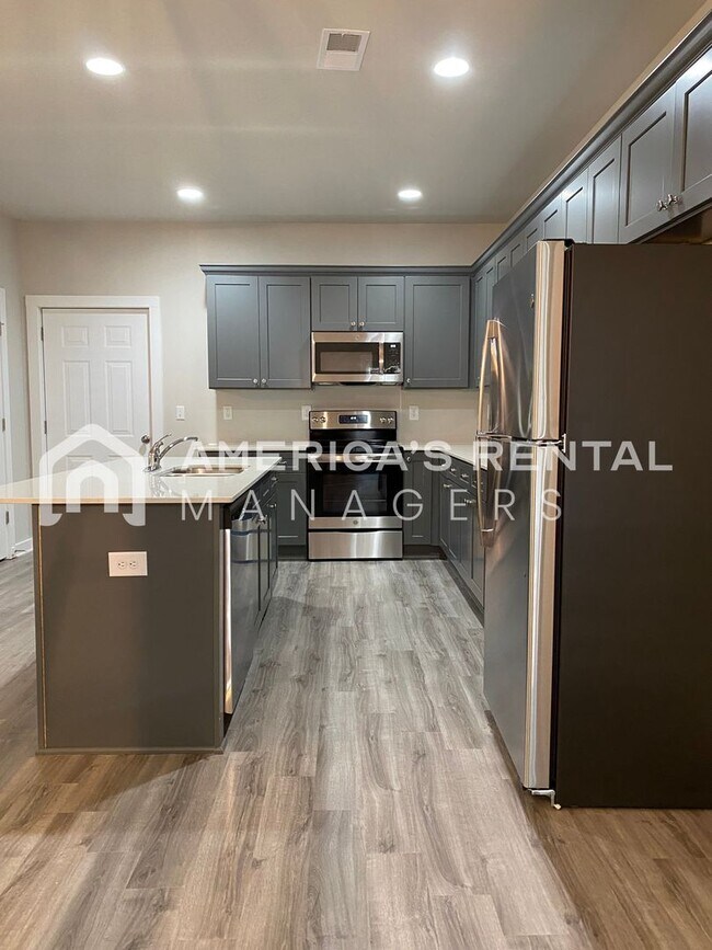 Building Photo - Home for Rent in Jemison, AL... View with ...