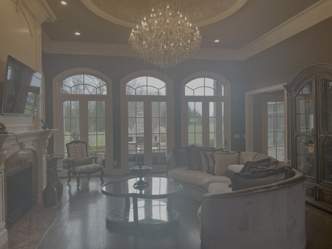 Building Photo - 9020 Whisperinghill Dr