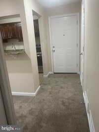 Building Photo - 7127 Donnell Pl