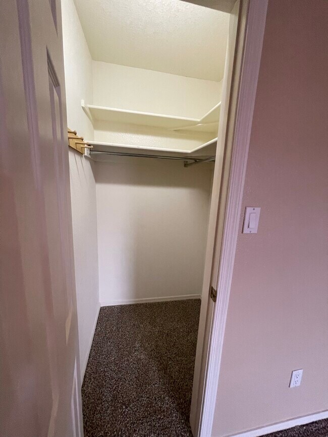 Building Photo - 7051 Natalie Janae Ln NE