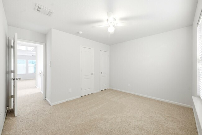 Building Photo - 3830 Misty Falls Ln