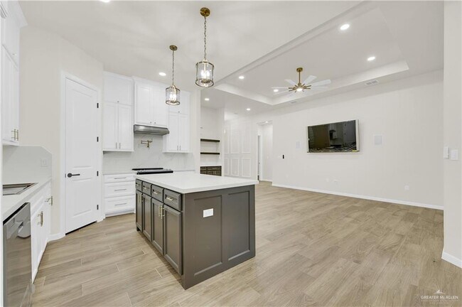 Building Photo - 24 N 48th St