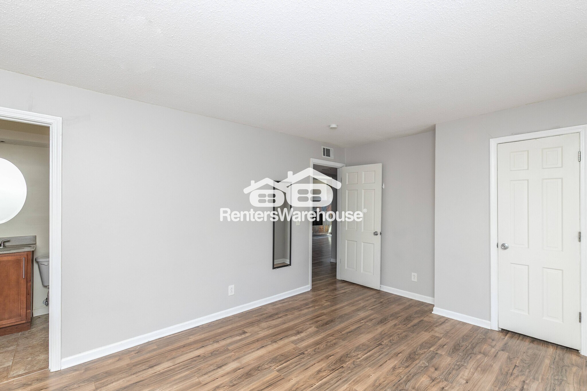 Building Photo - 3602 Gillham Rd