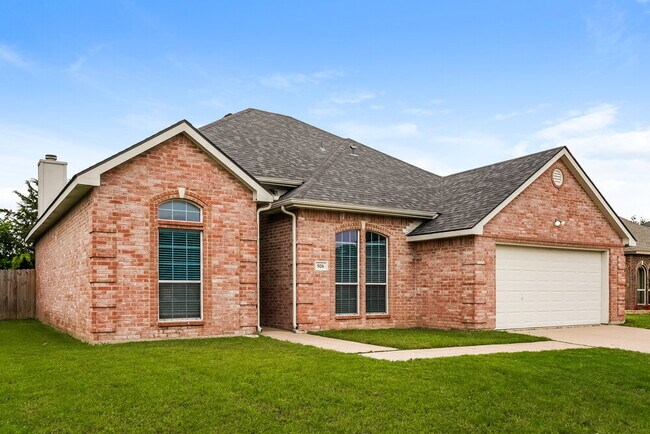Building Photo - 926 Pheasant Dr